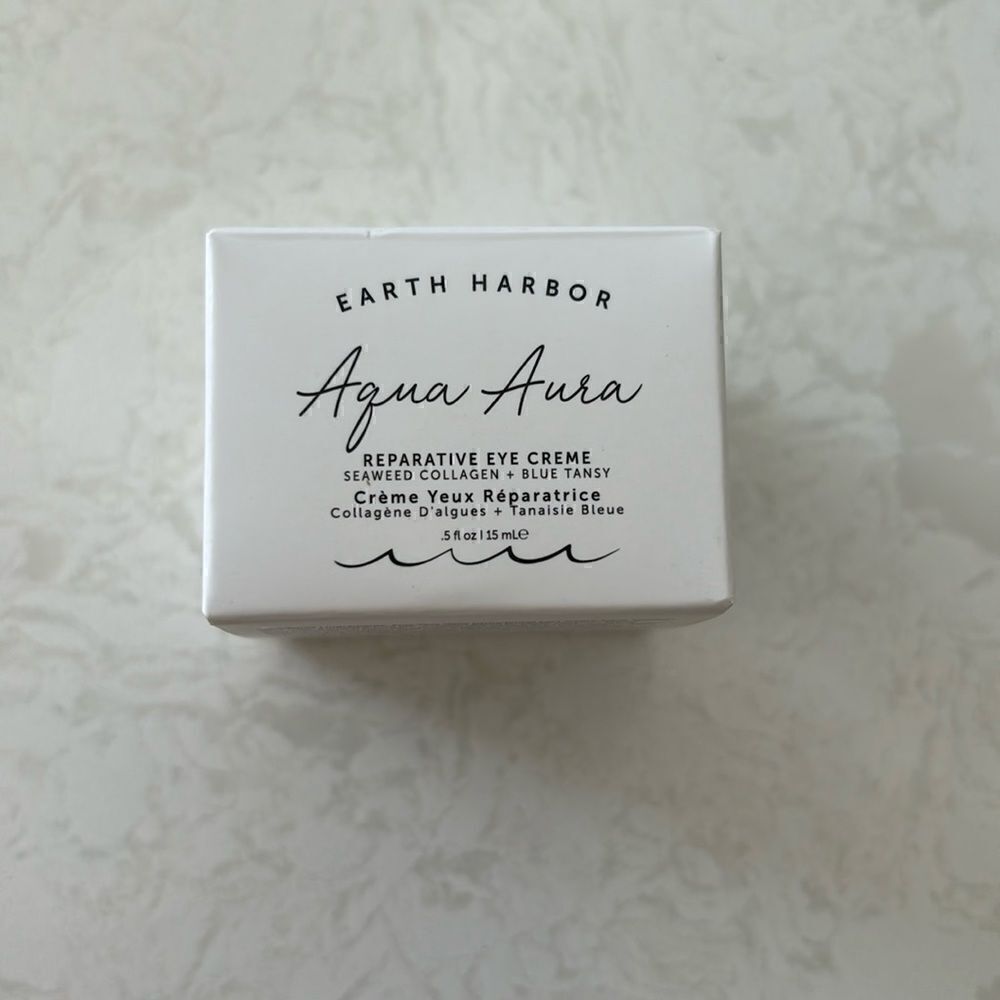 Earth Harbor eye cream New in box